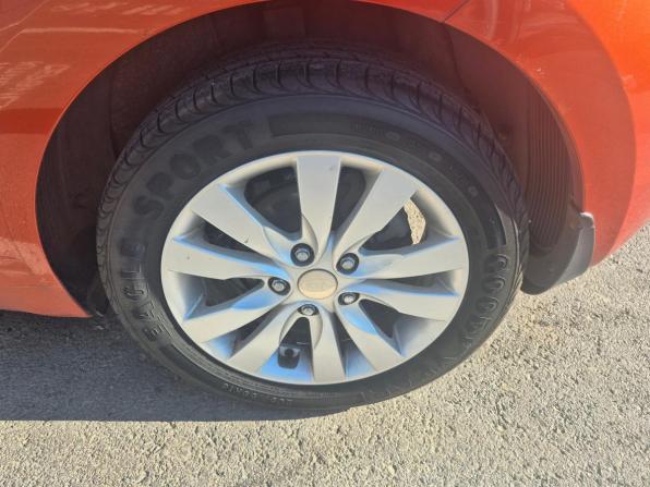 Kia Ceed II с пробегом 2013 года, цена 1 060 000 рублей, 222165 км, хэтчбек, Автокод Объявления