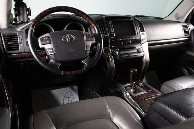 Toyota Land Cruiser 200 Series с пробегом 2010 года, цена 3 449 000 рублей, 363000 км, внедорожник, Автокод Объявления