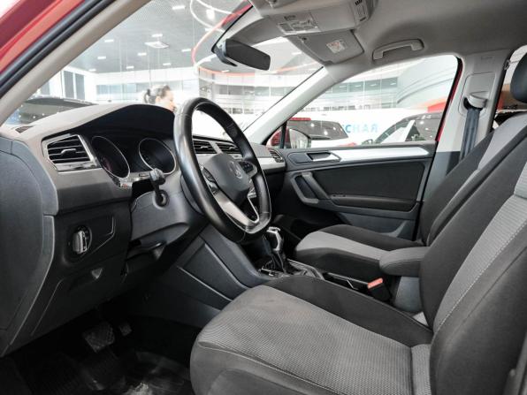 Volkswagen Tiguan II Рестайлинг с пробегом 2021 года, цена 2 599 000 рублей, 106000 км, внедорожник, Автокод Объявления