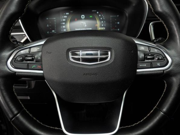 Geely Atlas Pro с пробегом 2023 года, цена 2 048 000 рублей, 70700 км, внедорожник, Автокод Объявления