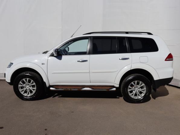Mitsubishi Pajero Sport II Рестайлинг с пробегом 2015 года, цена 1 900 000 рублей, 198748 км, внедорожник, Автокод Объявления