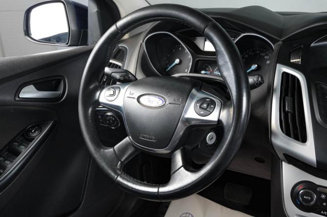 Ford Focus III с пробегом 2013 года, цена 989 000 рублей, 199000 км, универсал, Автокод Объявления