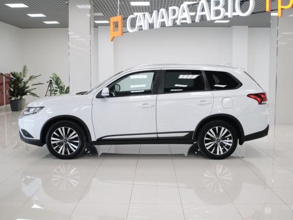 Mitsubishi Outlander III Рестайлинг 3 с пробегом 2020 года, цена 2 597 000 рублей, 78356 км, внедорожник, Автокод Объявления