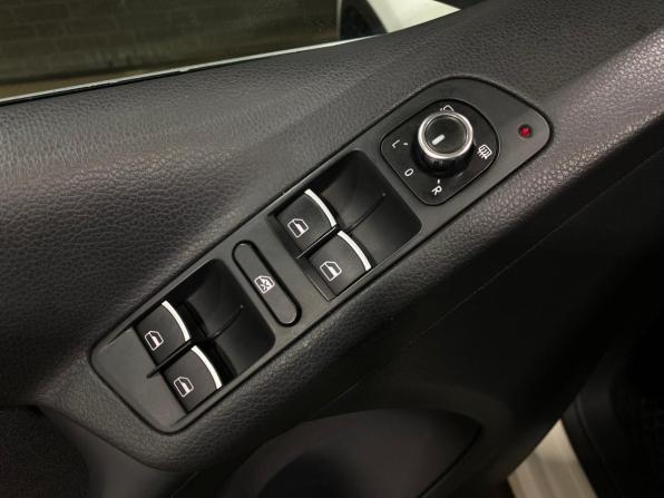 Volkswagen Tiguan I с пробегом 2011 года, цена 1 340 000 рублей, 138529 км, внедорожник, Автокод Объявления