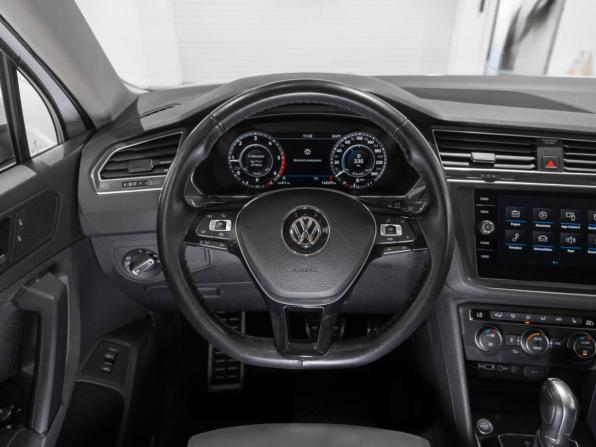 Volkswagen Tiguan II с пробегом 2018 года, цена 2 645 000 рублей, 148538 км, внедорожник, Автокод Объявления