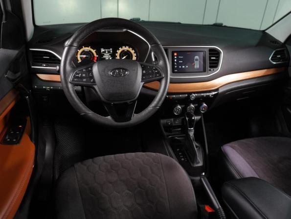 Lada (ВАЗ) Vesta I Рестайлинг (NG) с пробегом 2024 года, цена 1 549 000 рублей, 35200 км, универсал, Автокод Объявления
