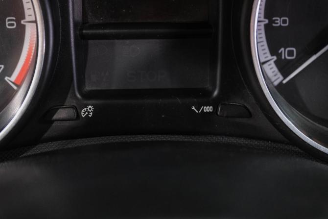 Peugeot 308 I Рестайлинг с пробегом 2012 года, цена 509 000 рублей, 140000 км, хэтчбек, Автокод Объявления