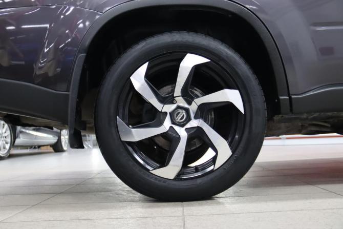 Nissan X-Trail II Рестайлинг с пробегом 2013 года, цена 1 295 950 рублей, 242629 км, внедорожник, Автокод Объявления