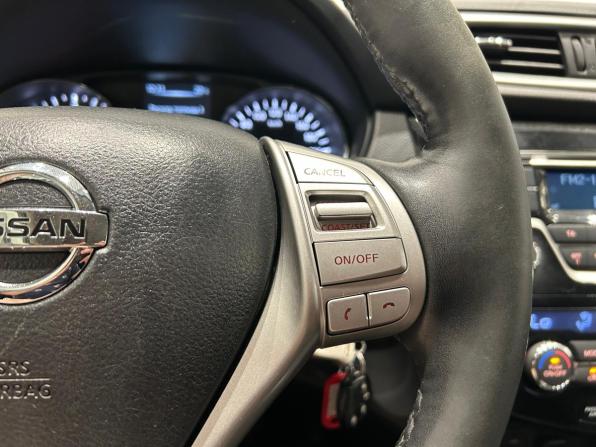 Nissan Qashqai II с пробегом 2016 года, цена 1 249 000 рублей, 221449 км, внедорожник, Автокод Объявления