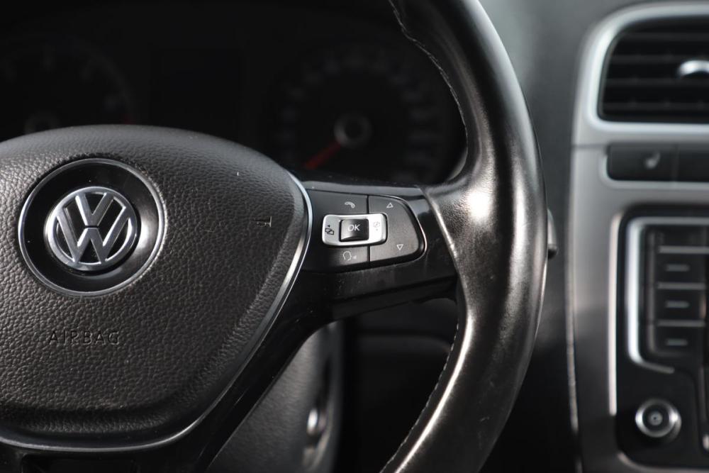 Volkswagen Polo V Рестайлинг Новосибирск  - изображение 14