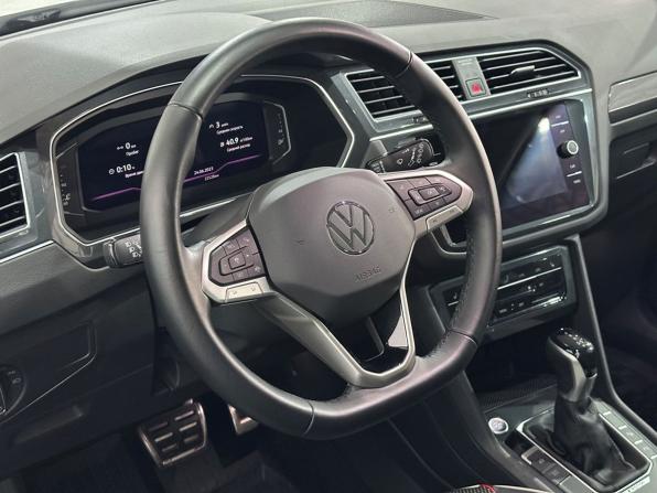 Volkswagen Tiguan II Рестайлинг с пробегом 2021 года, цена 3 660 000 рублей, 22527 км, внедорожник, Автокод Объявления