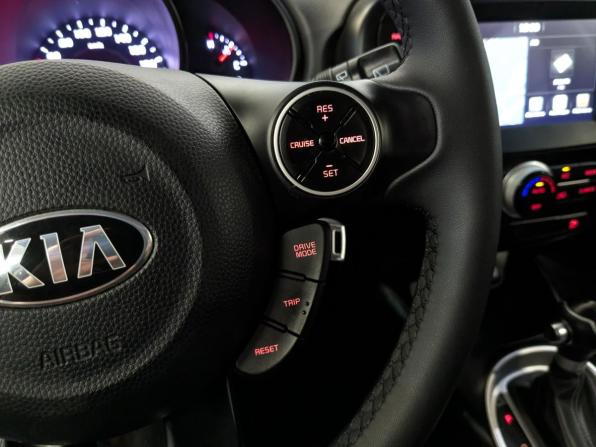 Kia Soul II Рестайлинг с пробегом 2018 года, цена 1 530 000 рублей, 81746 км, хэтчбек, Автокод Объявления
