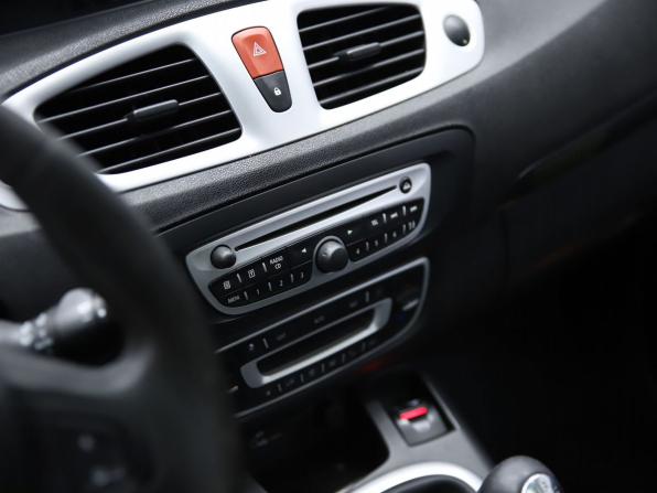 Renault Scenic III с пробегом 2009 года, цена 790 000 рублей, 267709 км, компактвэн, Автокод Объявления