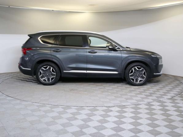Hyundai Santa Fe IV Рестайлинг с пробегом 2022 года, цена 3 675 000 рублей, 81145 км, внедорожник, Автокод Объявления