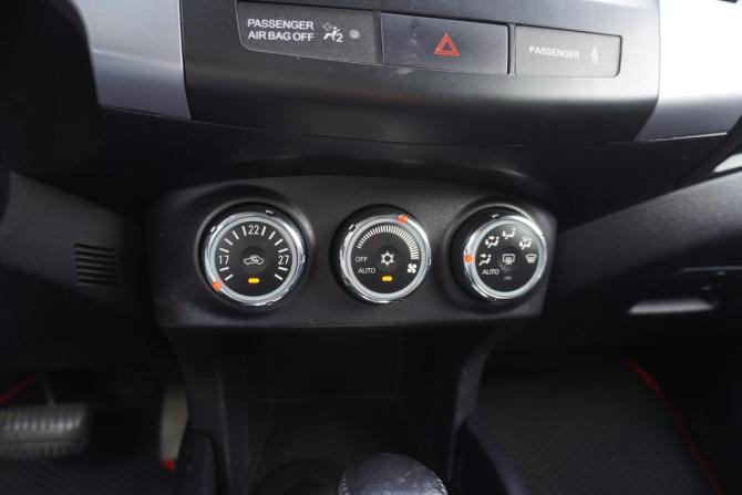 Citroen C-Crosser с пробегом 2010 года, цена 945 000 рублей, 333207 км, внедорожник, Автокод Объявления