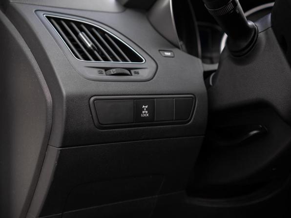 Hyundai Tucson II с пробегом 2011 года, цена 1 420 000 рублей, 121393 км, внедорожник, Автокод Объявления