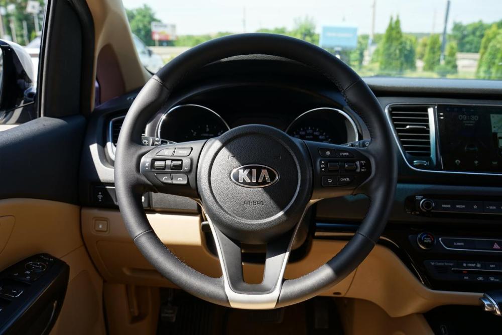 Kia Carnival III Крым  - изображение 17