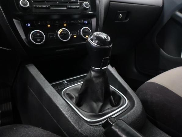 Volkswagen Jetta VI с пробегом 2013 года, цена 1 125 000 рублей, 93445 км, седан, Автокод Объявления