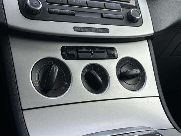 Volkswagen Passat B6 с пробегом 2008 года, цена 569 000 рублей, 327907 км, универсал, Автокод Объявления