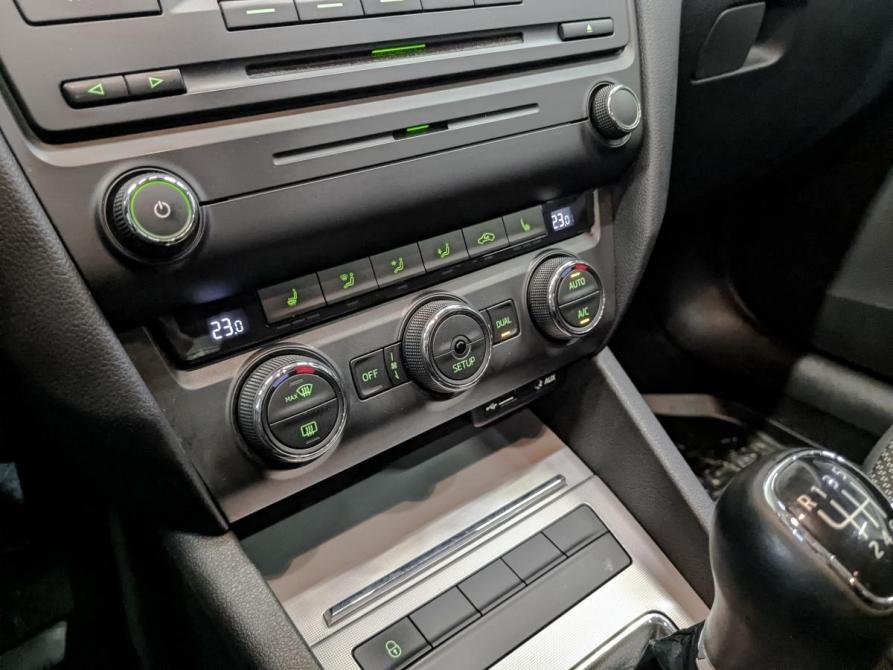 Skoda Octavia III (A7) Москва  - изображение 27