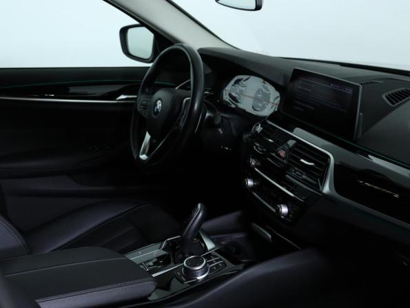 BMW 5 серии VII (G30/G31/G38) Рестайлинг с пробегом 2021 года, цена 4 260 000 рублей, 49431 км, седан, Автокод Объявления