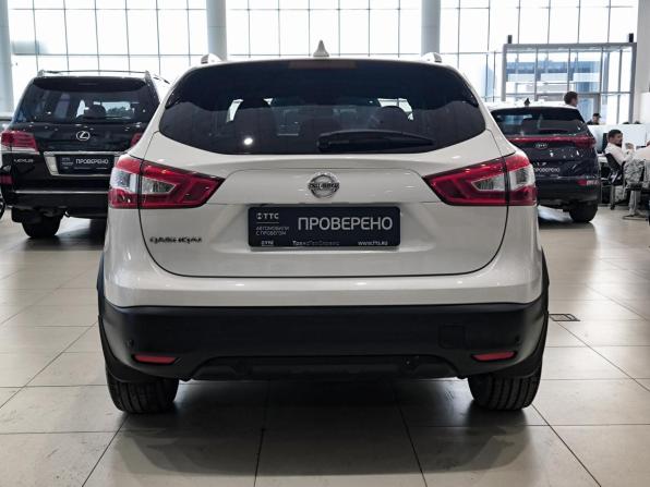 Nissan Qashqai II с пробегом 2017 года, цена 1 650 000 рублей, 129885 км, внедорожник, Автокод Объявления