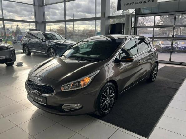 Kia Ceed II с пробегом 2014 года, цена 995 000 рублей, 126297 км, хэтчбек, Автокод Объявления
