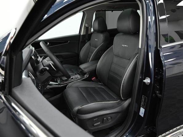 Kia Sorento III Prime Рестайлинг с пробегом 2018 года, цена 2 249 000 рублей, 105000 км, внедорожник, Автокод Объявления