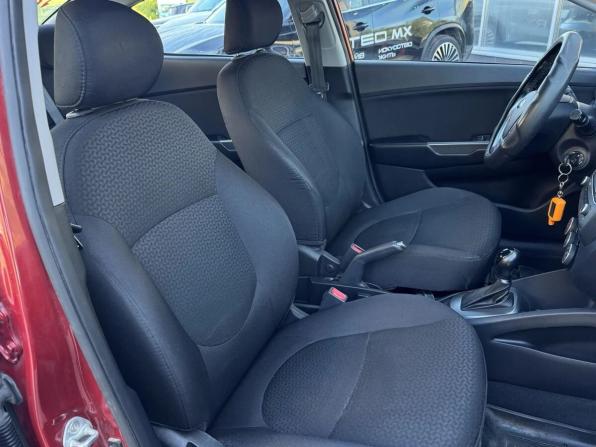 Kia Rio III Рестайлинг с пробегом 2015 года, цена 929 000 рублей, 115382 км, седан, Автокод Объявления