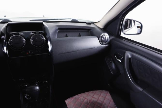 Renault Duster I Рестайлинг с пробегом 2016 года, цена 1 179 000 рублей, 172000 км, внедорожник, Автокод Объявления