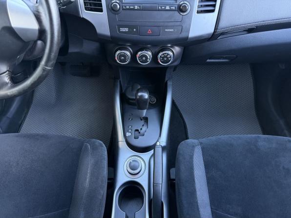 Mitsubishi Outlander II Рестайлинг с пробегом 2012 года, цена 775 000 рублей, 295957 км, внедорожник, Автокод Объявления