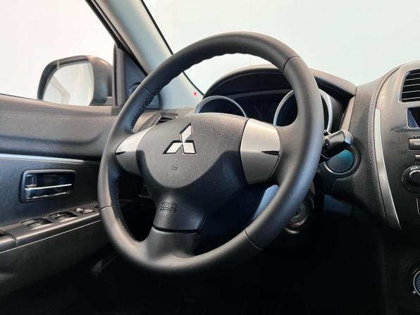 Mitsubishi ASX I с пробегом 2011 года, цена 1 090 000 рублей, 170308 км, внедорожник, Автокод Объявления