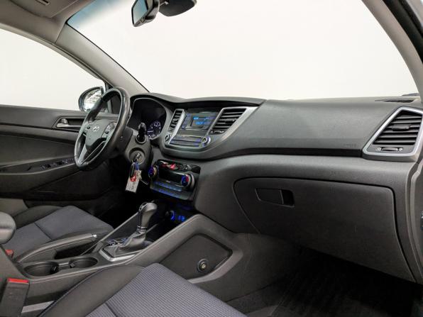 Hyundai Tucson III с пробегом 2016 года, цена 1 700 000 рублей, 128177 км, внедорожник, Автокод Объявления