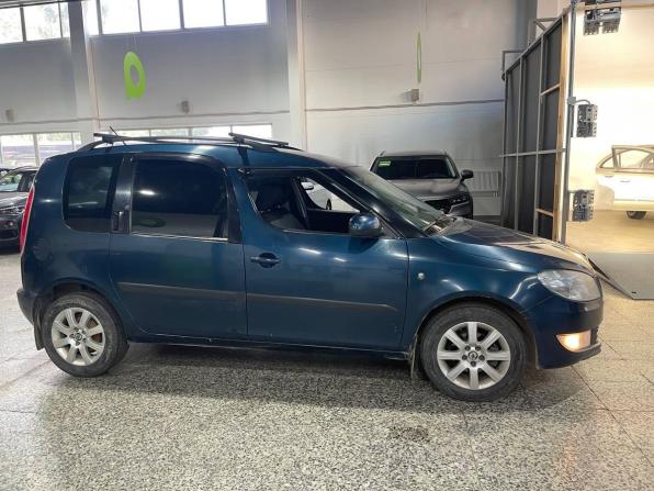 Skoda Roomster I Рестайлинг с пробегом 2012 года, цена 399 000 рублей, 317847 км, компактвэн, Автокод Объявления