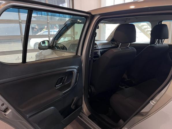 Skoda Fabia II Рестайлинг с пробегом 2013 года, цена 548 000 рублей, 172305 км, хэтчбек, Автокод Объявления