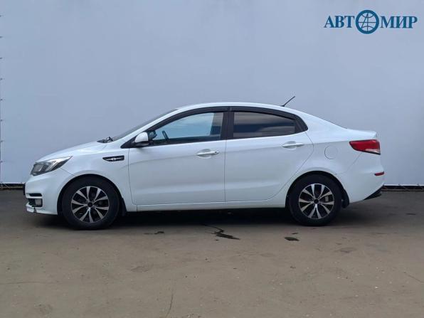 Kia Rio III Рестайлинг с пробегом 2016 года, цена 879 000 рублей, 124718 км, седан, Автокод Объявления