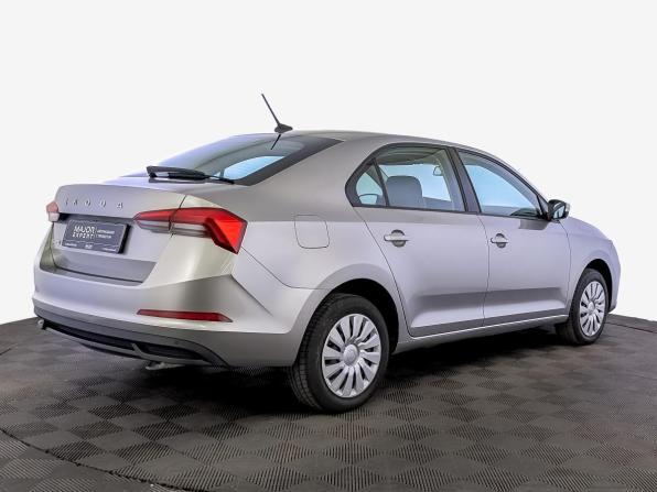 Skoda Rapid II с пробегом 2021 года, цена 1 550 000 рублей, 46150 км, лифтбек, Автокод Объявления
