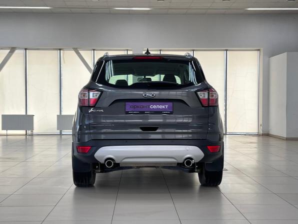 Ford Kuga II Рестайлинг с пробегом 2017 года, цена 1 540 000 рублей, 122813 км, внедорожник, Автокод Объявления