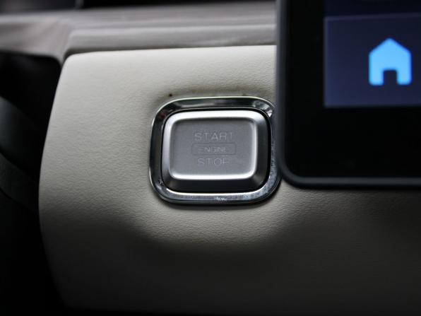 JETOUR DASHING I с пробегом 2023 года, цена 2 059 000 рублей, 64485 км, внедорожник, Автокод Объявления