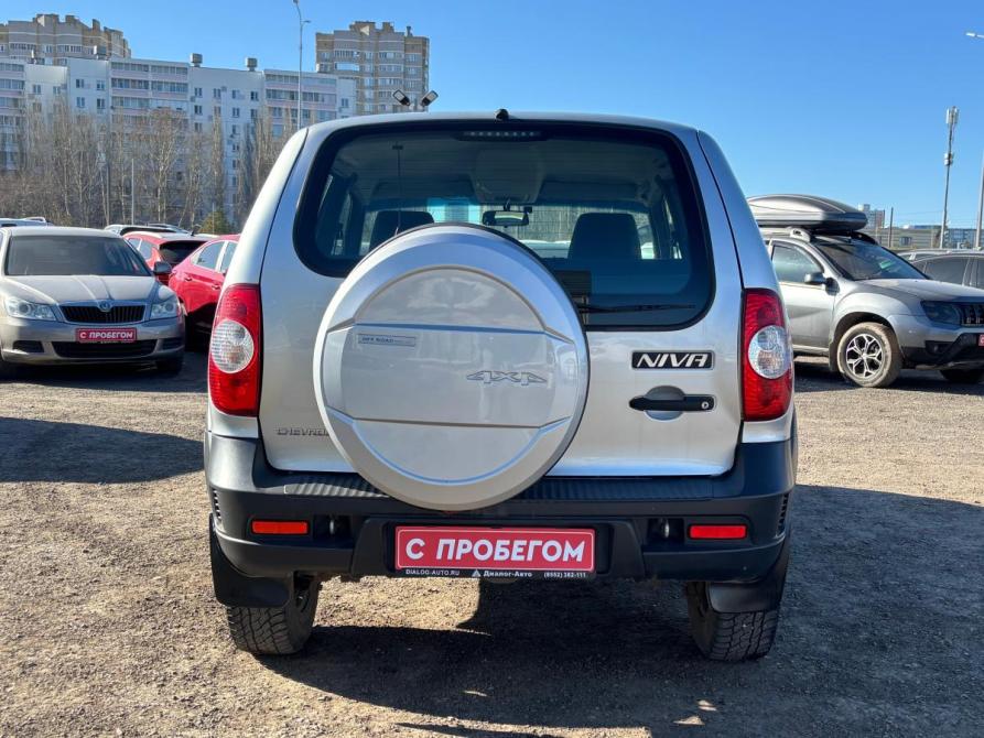 Chevrolet Niva I Рестайлинг Набережные Челны  - изображение 8