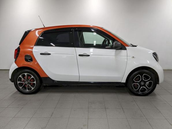 Smart Forfour II с пробегом 2017 года, цена 690 000 рублей, 125304 км, хэтчбек, Автокод Объявления