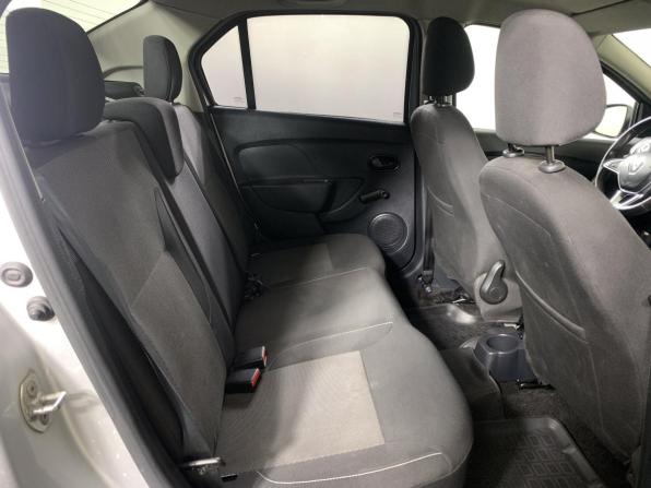 Renault Logan II Рестайлинг с пробегом 2020 года, цена 929 000 рублей, 176761 км, седан, Автокод Объявления