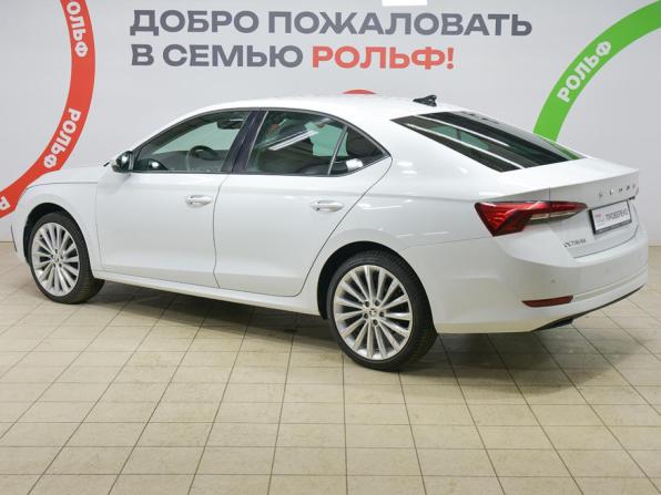Skoda Octavia IV (A8) с пробегом 2021 года, цена 1 829 000 рублей, 94700 км, лифтбек, Автокод Объявления