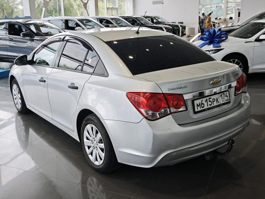 Chevrolet Cruze I Рестайлинг Челябинск  - изображение 5