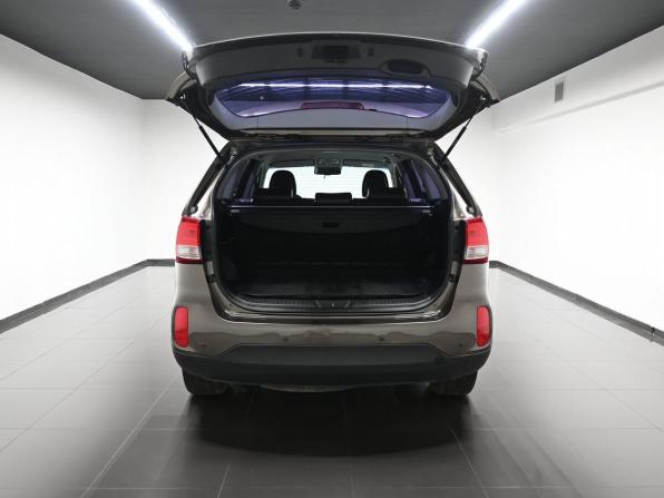 Kia Sorento II Рестайлинг с пробегом 2012 года, цена 1 595 000 рублей, 213219 км, внедорожник, Автокод Объявления