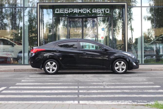 Hyundai Elantra V (MD) Рестайлинг с пробегом 2013 года, цена 1 230 000 рублей, 173641 км, седан, Автокод Объявления