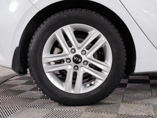 Kia Ceed III Рестайлинг с пробегом 2021 года, цена 1 405 000 рублей, 206116 км, хэтчбек, Автокод Объявления