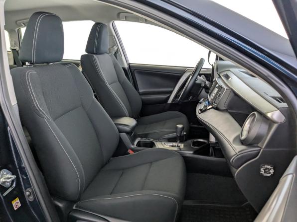 Toyota RAV4 IV (XA40) Рестайлинг с пробегом 2018 года, цена 2 430 000 рублей, 120339 км, внедорожник, Автокод Объявления