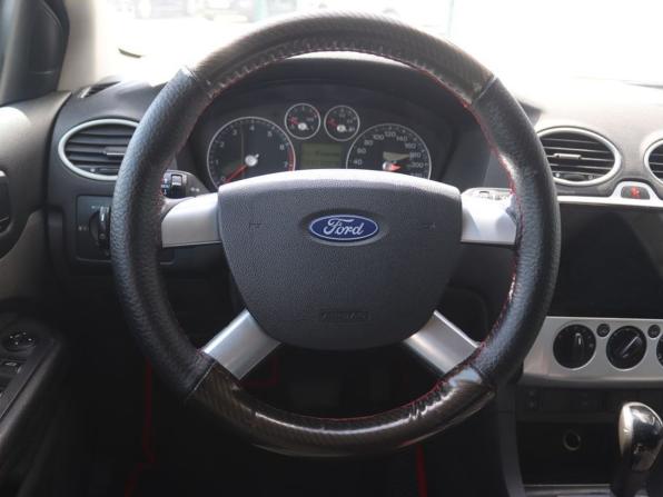 Ford Focus II с пробегом 2005 года, цена 326 000 рублей, 313000 км, седан, Автокод Объявления
