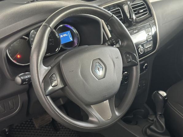 Renault Sandero II с пробегом 2018 года, цена 1 222 000 рублей, 36000 км, хэтчбек, Автокод Объявления